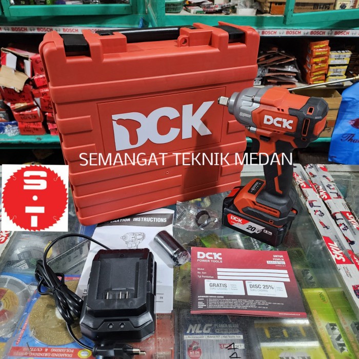 Berkualitas KDPB488DM CORDLESS BOR BATERAI IMPACT WRENCH RODA 1/2" 20V SET 4AH DCK WSD547