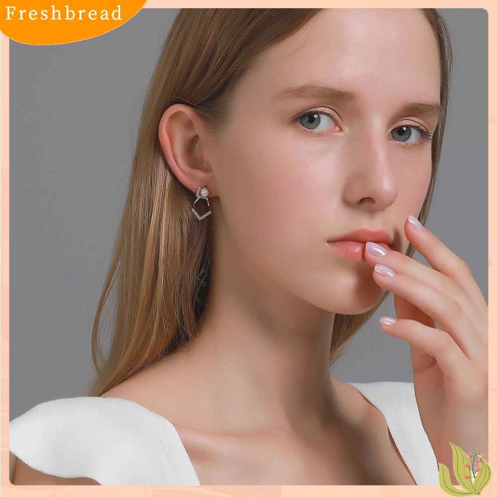 &lt; Freshbread &gt; Wanita Mutiara Imitasi Bentuk Panah Desain Segitiga Ear Stud Earrings Perhiasan Hadiah