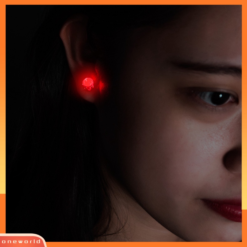 [OWR] 1pc Ear Stud Berkedip Eye-catching Transparansi Tinggi Buatan Tangan Kristal Imitasi Hias Portable LED Wanita Stud Earring Aksesoris Wanita