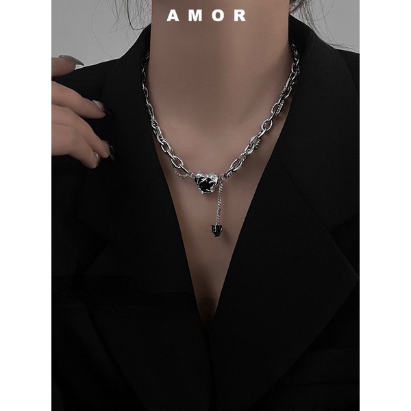 Kalung Rumbai Titanium Steel Permata Hitam Love Perempuan