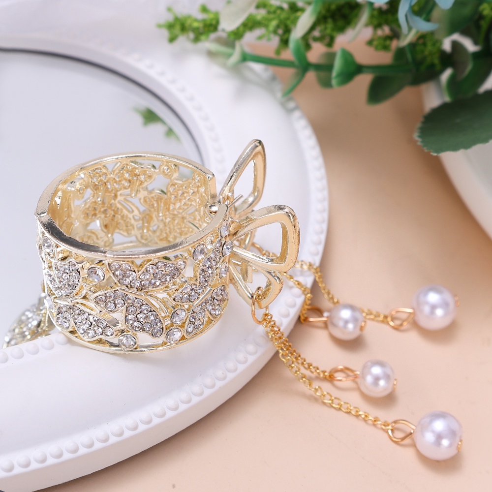 Elegan Berlian Imitasi Kupu-Kupu Rumbai Klip Hairclip/Temperament Emas ponytail Gesper Tetap Jepit Rambut Gadis/Advanced ponytail Clip Aksesoris Rambut/ Populer Hair Claw Headwear Wanita