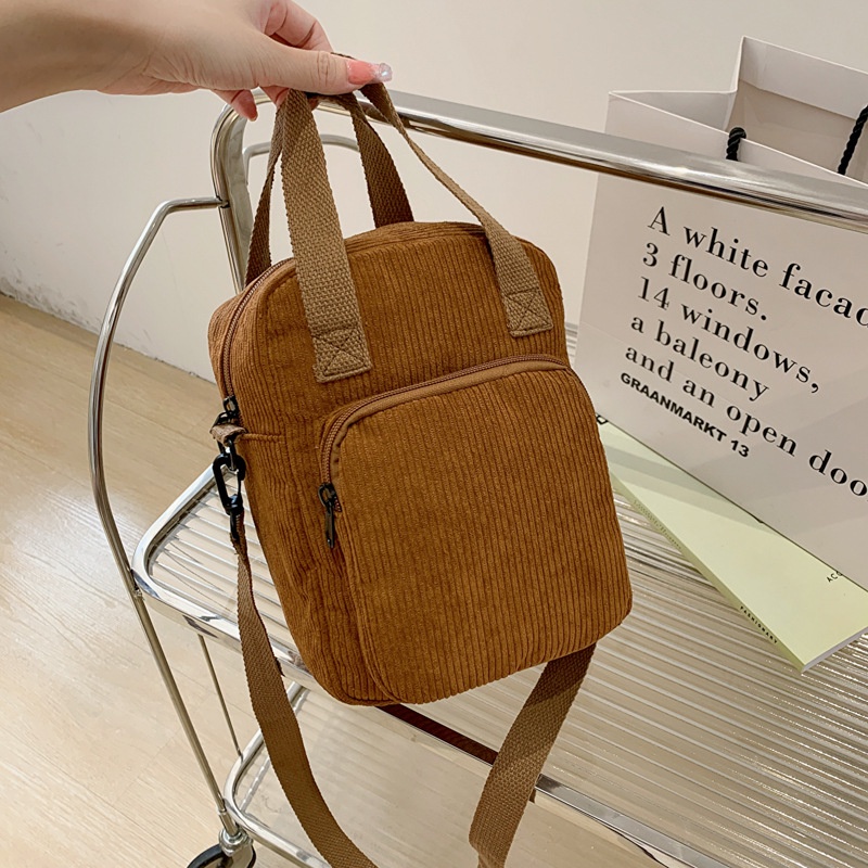 2023 New Corduroy Casual Art Hand Carry Single Shoulder Messenger Simple Fashion Sports Wind Change Handbag Female