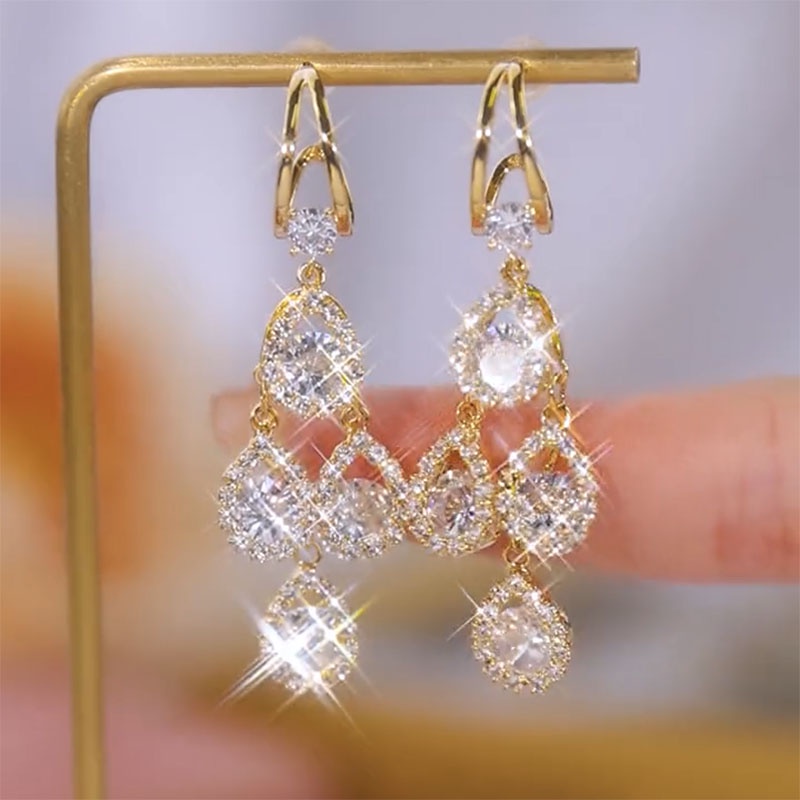 Geometris Elegan Berlian Berlian Berlian Imitasi Temperamen High-End Gaya Baru Anting Fashion Trendi