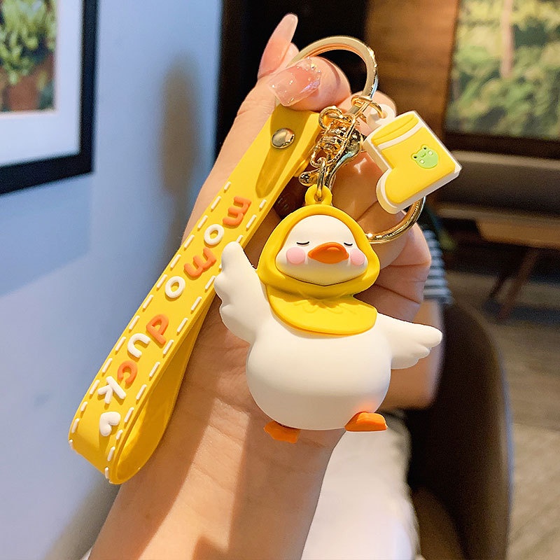 [Fitur] Gantungan Kunci Mobil Boneka Bebek Lucu/Gantungan Kunci Bebek Kartun Kreatif/Liontin Boneka ducky Karet Kartun/Gantungan Kunci Boneka Pasangan Bebek Bahagia/