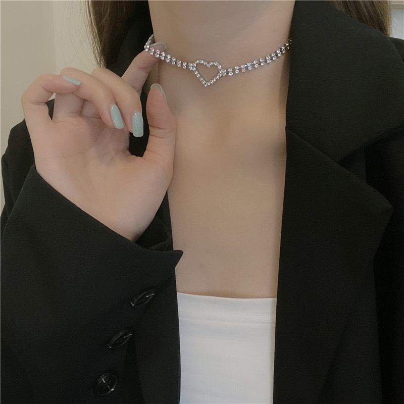 Kalung Cinta Sederhana Jepang Korea Perempuan Rantai Klavikula Temperamen Mahasiswa Leher Pendek Influencer Kerah Kalung Necklace