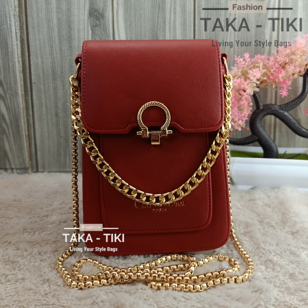 Tas sling bag cantik cd rantai  ring gold . best model terbaru 2023. SLING BAG HP WANITA 3 RUANG TERBARU