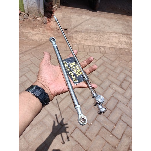 stik rem +stanhub stenlis (1 dim ) penahan teromol belakang stenlis.. BURHAN MOTOR