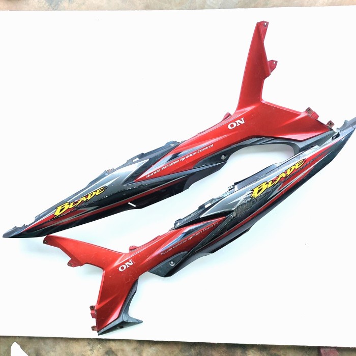 COVER BODY BELAKANG SET BODI TENGAH HONDA BLADE 125 NEW KARBU ORIGINAL