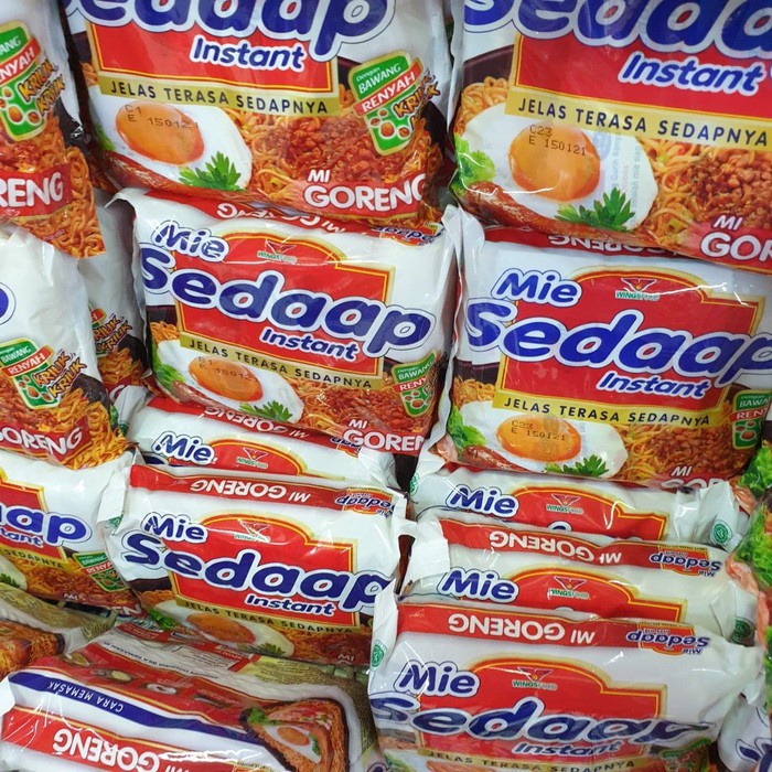 

Mie Instan MIE SEDAP isi 4x pcs kuah KARI SEPESIAL 4x90gr mi sedaap mie sedap