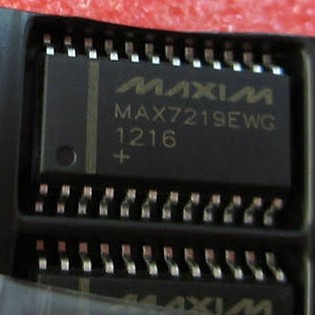MAX7219EWG MAX7219CWG MAX 7219 EWG MAX7219 IC SMD LED Driver Sop-24