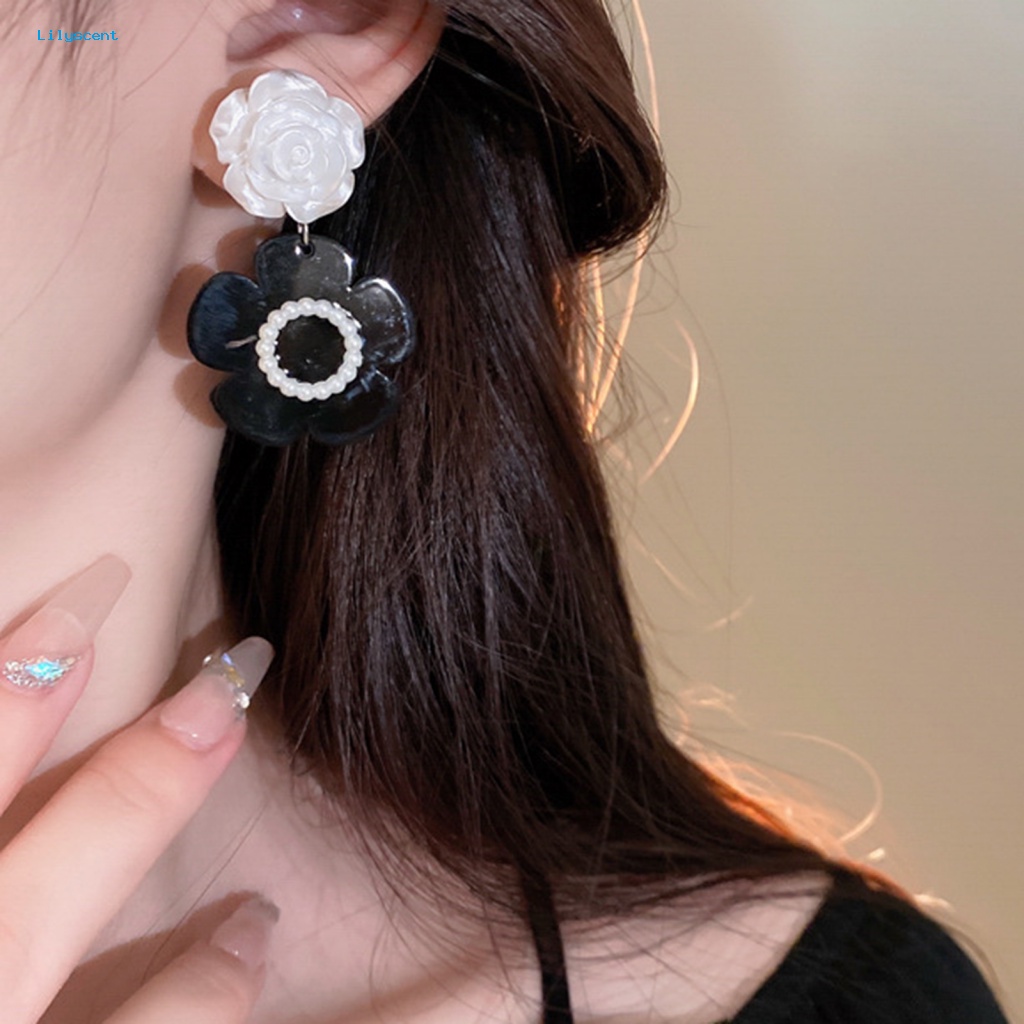 Lilyscent 1pasang Colorfast Ear Rings Perlengkapan Kostum Mewah Camellia Pearl Stud Earrings Retro