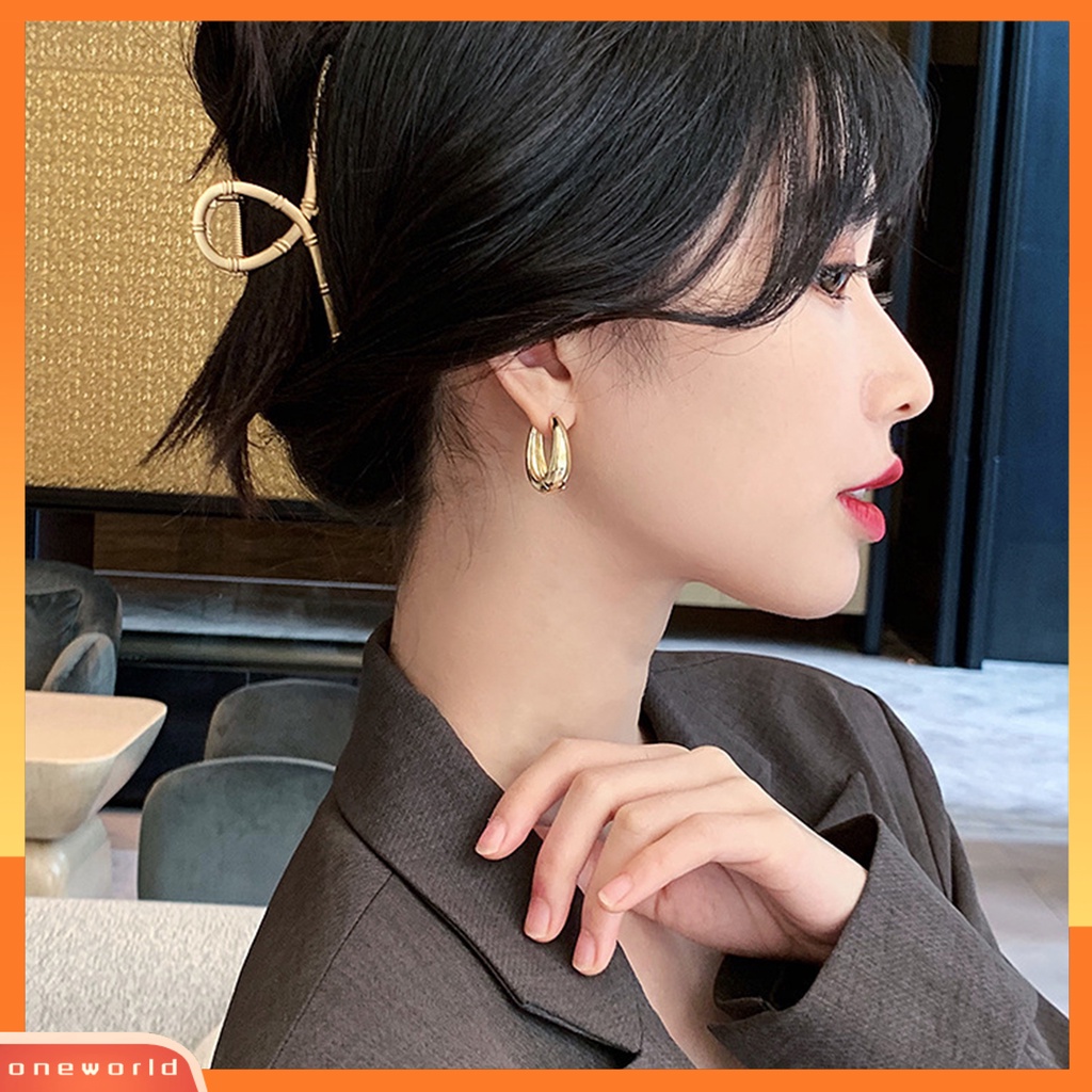 [EONE] 1pasang Anting Hoop Temperamen Besar Geometris Hadiah Emas Gaya Retro Wanita Oval Anting Fashion Perhiasan