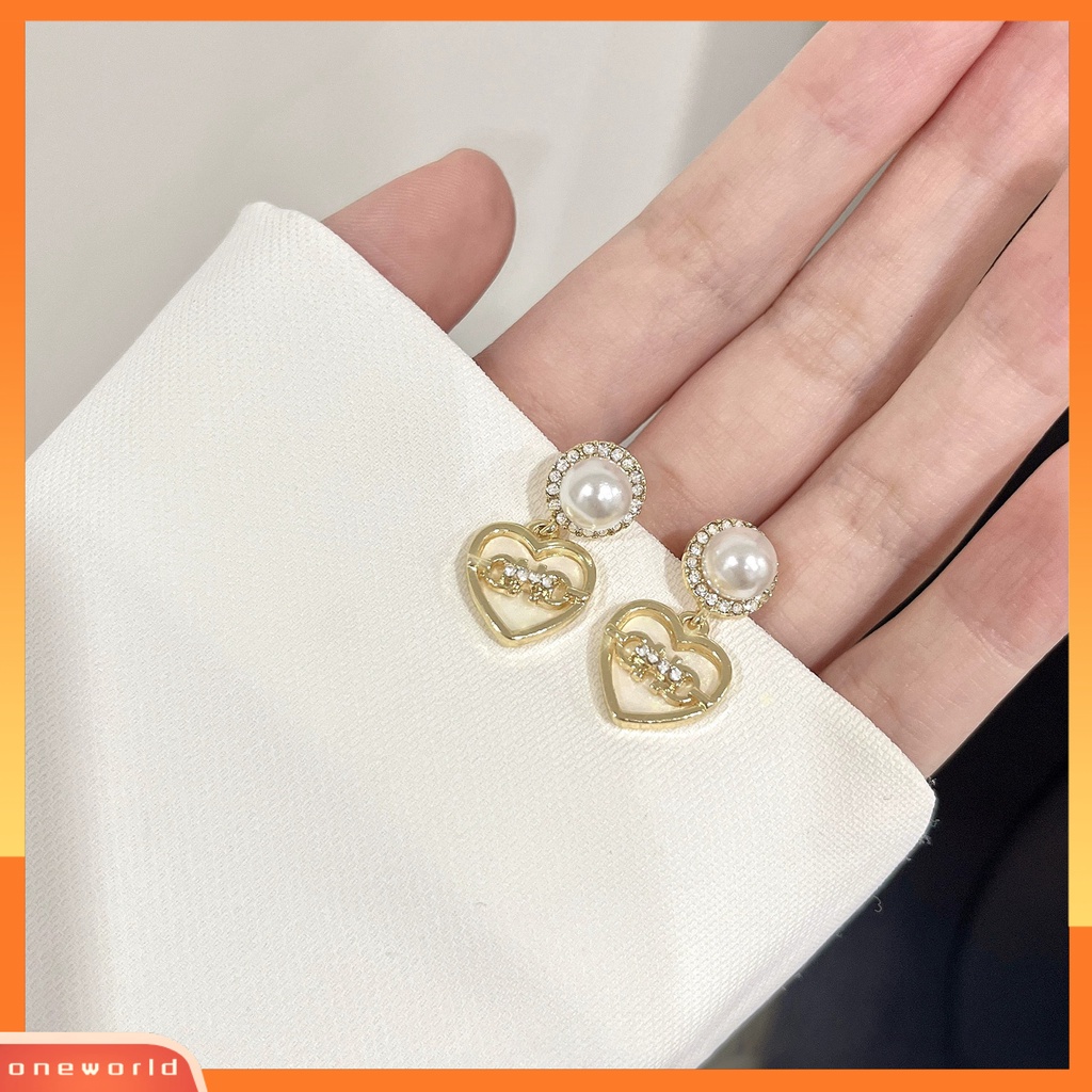 [EONE] 1pasang Ear Studs Love Heart Shiny Rhinestone Mewah Elegan Kecil High Gloss Mutiara Imitasi Wanita Anting Perhiasan Aksesoris