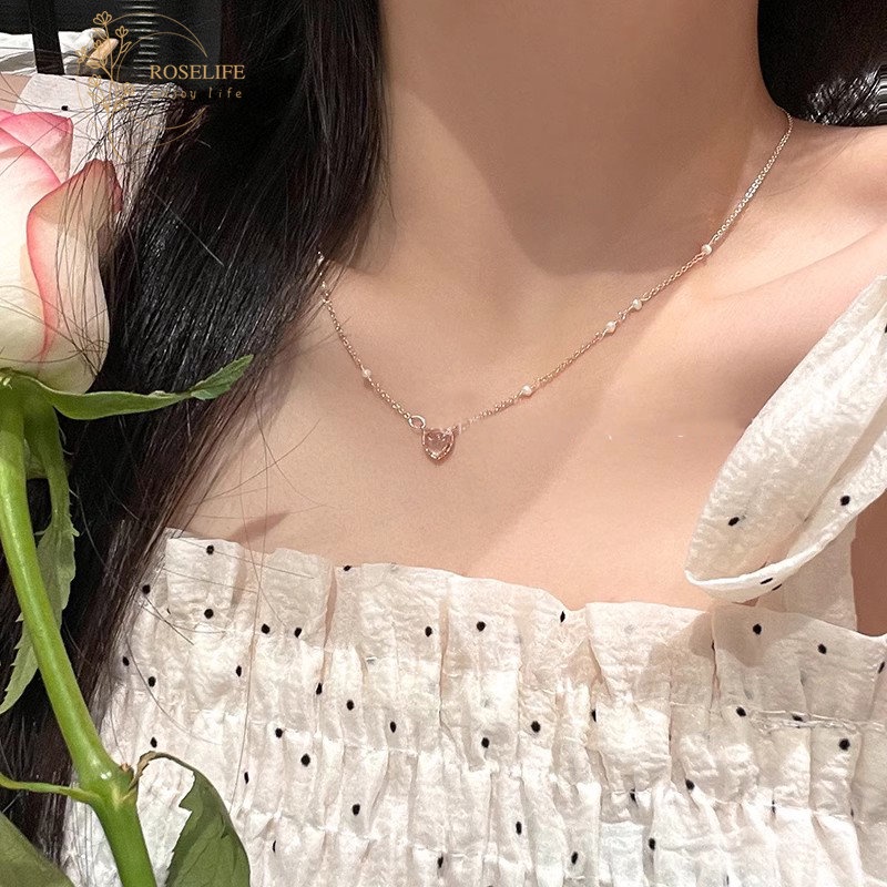 Roselife Korea Halus Mutiara Manik-Manik Rantai Glossy Opal Pink Hati Liontin Kalung Untuk Wanita Perempuan Berlian Imitasi Mengkilap Tulang Selangka Rantai Kalung Perhiasan