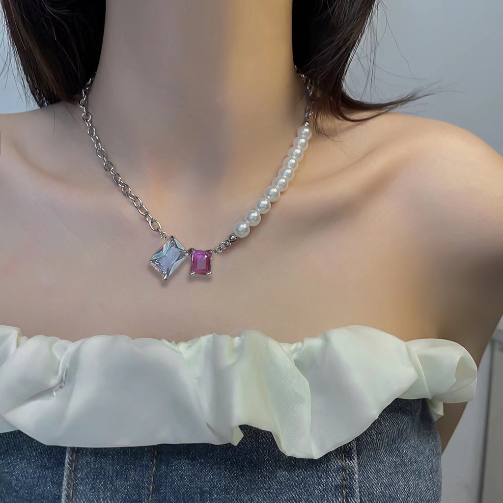 Cahaya Mewah Premium Warna-Warni Persegi Zirkon Mutiara Jahitan Kalung Perempuan Manis Keren Unik All-Match Desain Klavikula Rantai