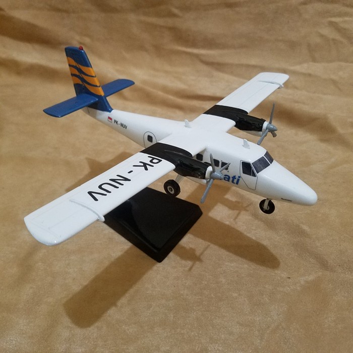 SALE miniatur pesawat merpati Termurah