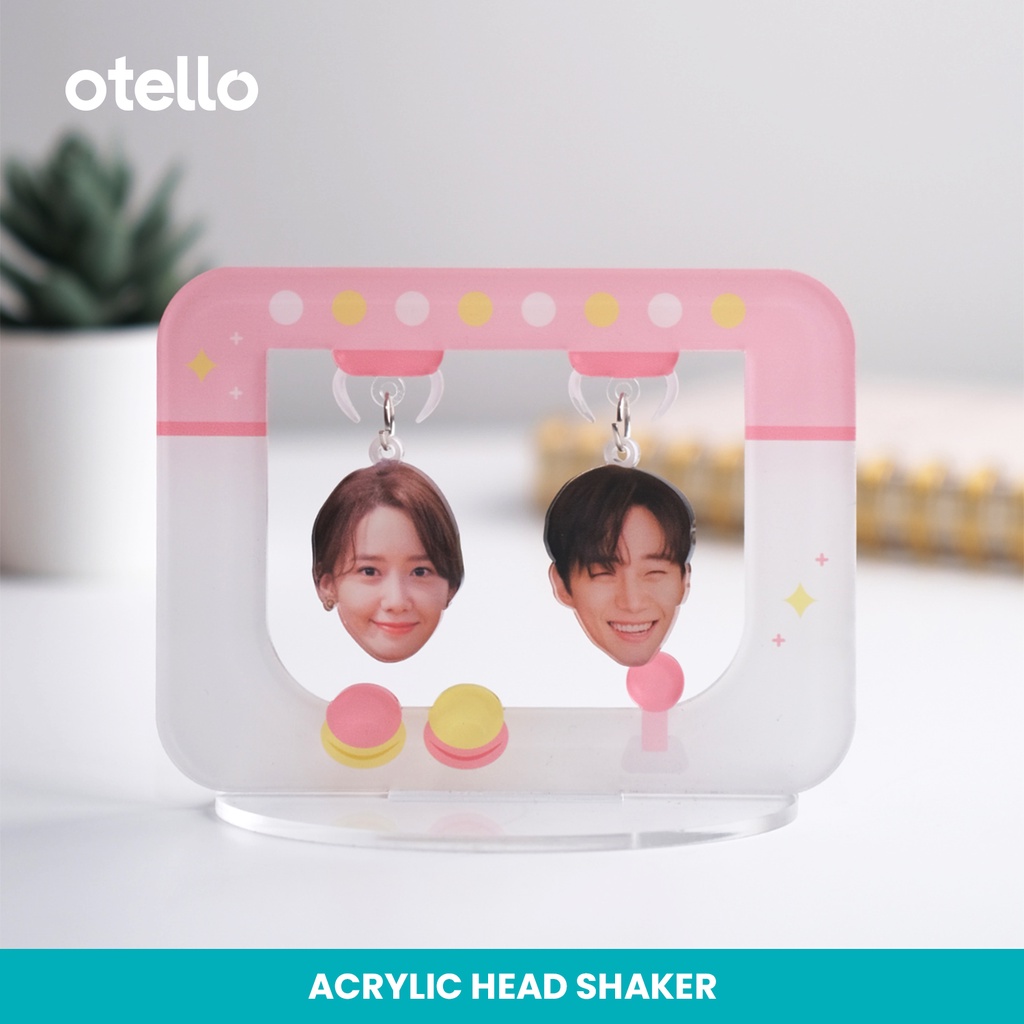 Custom Pajangan Meja Akrilik Head Shaker Couple Shaky Acrylic Dua Kepala Goyang Wajah Shake Fan Merc