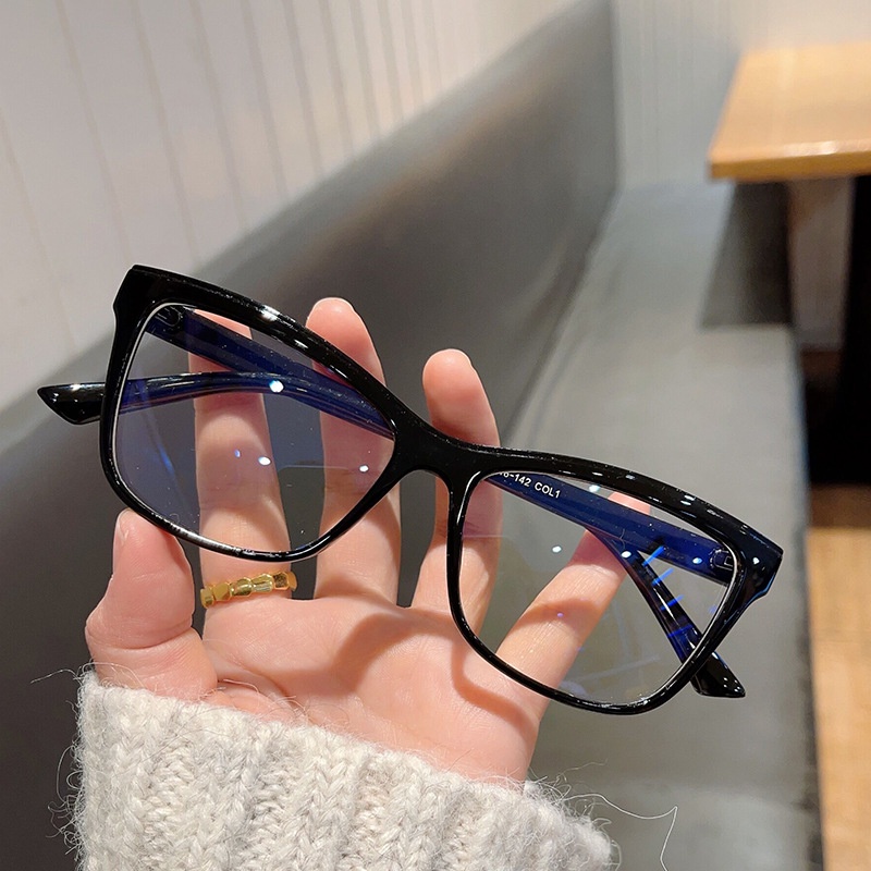 (YUZHU) Western Fashion Square Anti Blue Light Eyeglasses Vintage Fashion Gradient Candy Color Cat Eye Eyeglasses Untuk Wanita