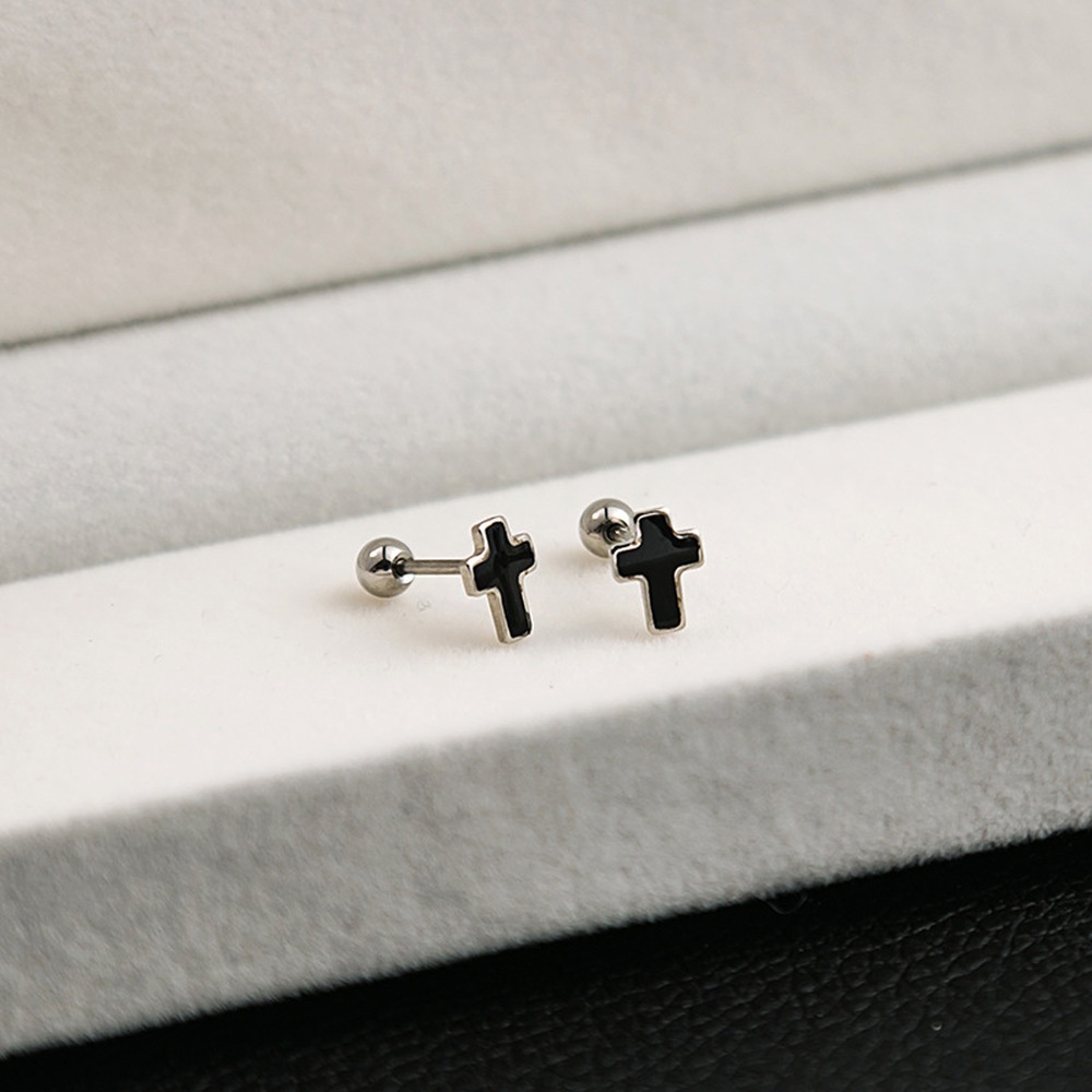Enamel Hitam Bunga Hati Segitiga Kupu-Kupu Bulat Salib Bintang Stud Anting Wanita Pria Gothic Anti Karat Perhiasan Kecil