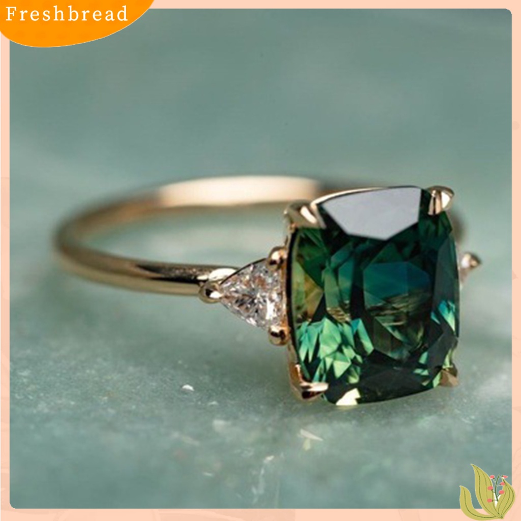 &lt; Freshbread &gt; Cincin Jari Gaya Sederhana Semua Pertandingan Mengkilap Mempesona Efek Visual Ultra-Ringan Hias Alloy Wanita Simulasi Permata Batu Zamrud Cincin Untuk Wanita