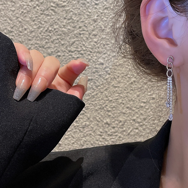 Anting Rumbai Panjang Gaya Korea Dengan Berlian Imitasi Penuh Dan Super Kilau Untuk Wanita - Ear Studs Wanita Modis Elegan Dan Mewah