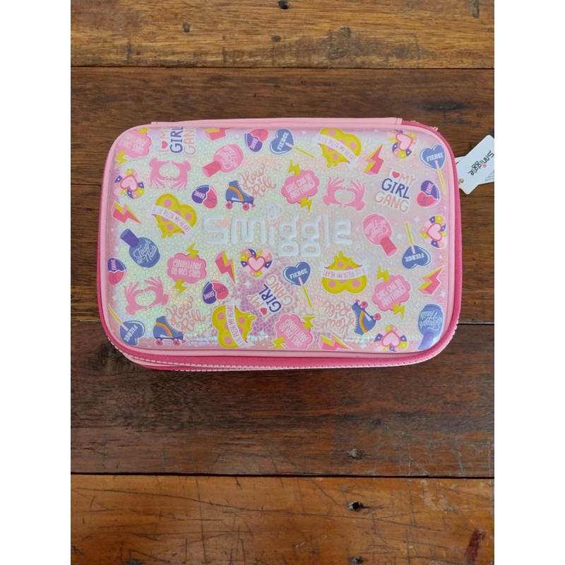 

ORIGINAL SALE SMIGGLE HARDTOP PENCIL CASE