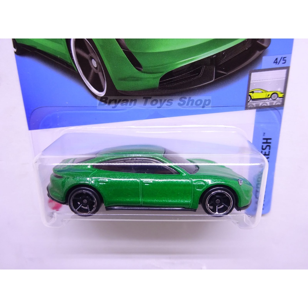 Hot Wheels Porsche Taycan Turbo S Hijau