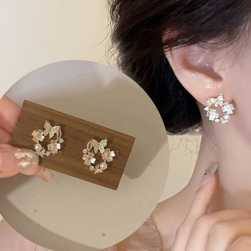 Lembut Manis Kupu-Kupu Bunga Temperamen Indah High-End Anting Sederhana