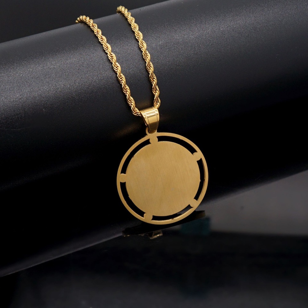 [X C Kalung] 18K Gold Plated Hip Hop Hipster 316stainless Steel Gold Plated with Diamond Hollow Doa Buddha Tangan Liontin Kalung Untuk Pria Dan Wanita