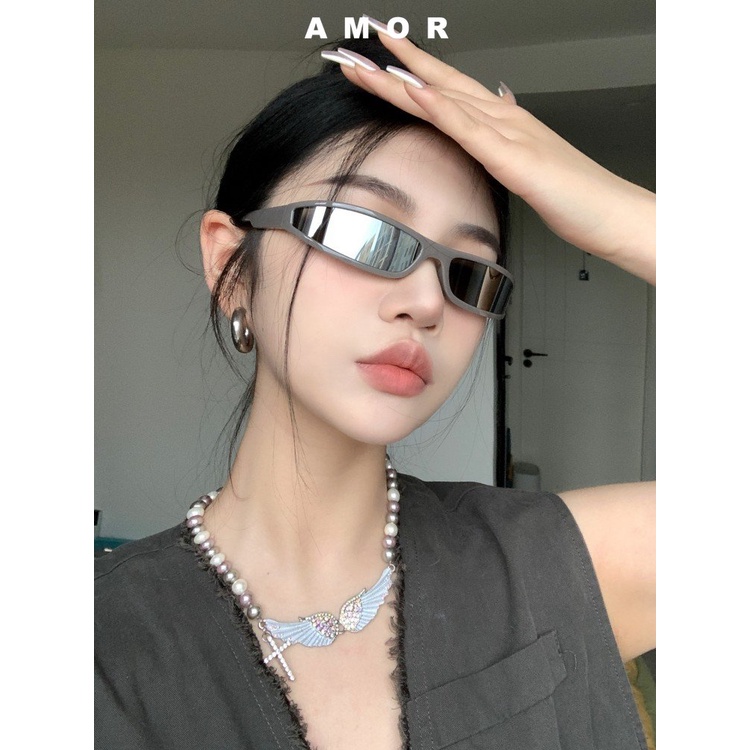 Y2k Future Style Resistance UV, Narrow Frame Sunglasses Kacamata Luar Ruangan Mode Yang Dipersonalisasi Untuk Pria Dan Wanita