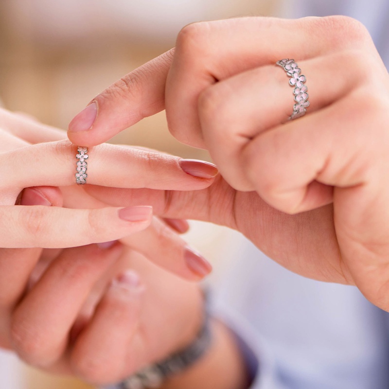 Wanita Temperamen Segar Kecil Warna Pink Bunga Cincin Tembaga Perhiasan Hadiah Ulang Tahun