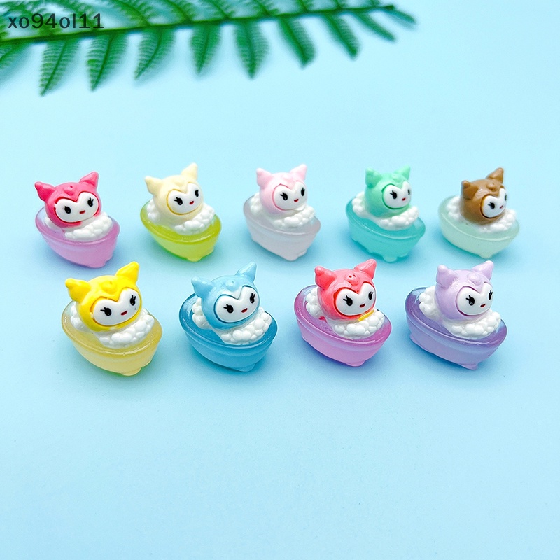 Xo 2Pcs Luminous Bathtub Kuromi Ornamen Mini Warna Kartun Boneka Micro Landscape Dekorasi Rumah Boneka Miniatur Mainan OL