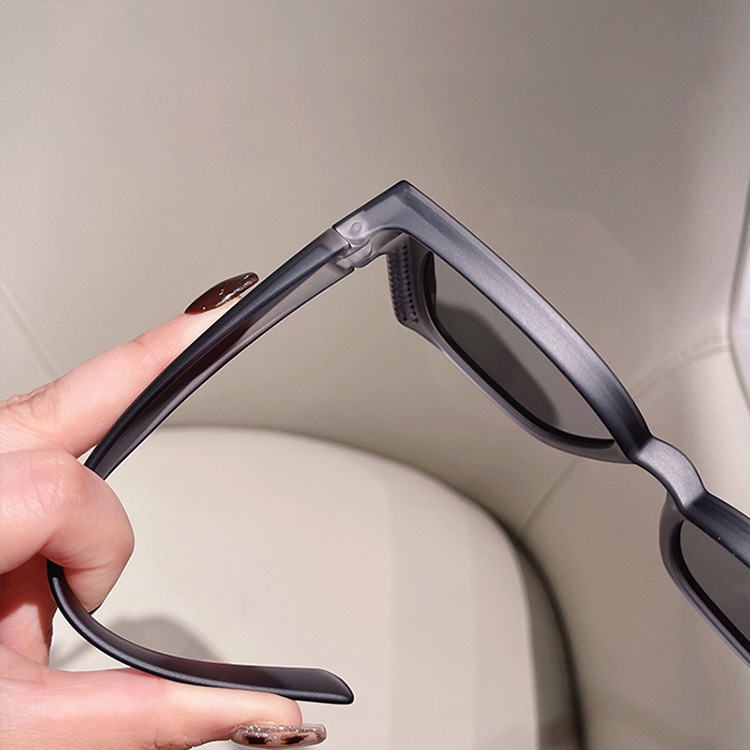 Aesthetic Shades Sunglasses UV400 Untuk Wanita/Pria Eyeglasses Colour