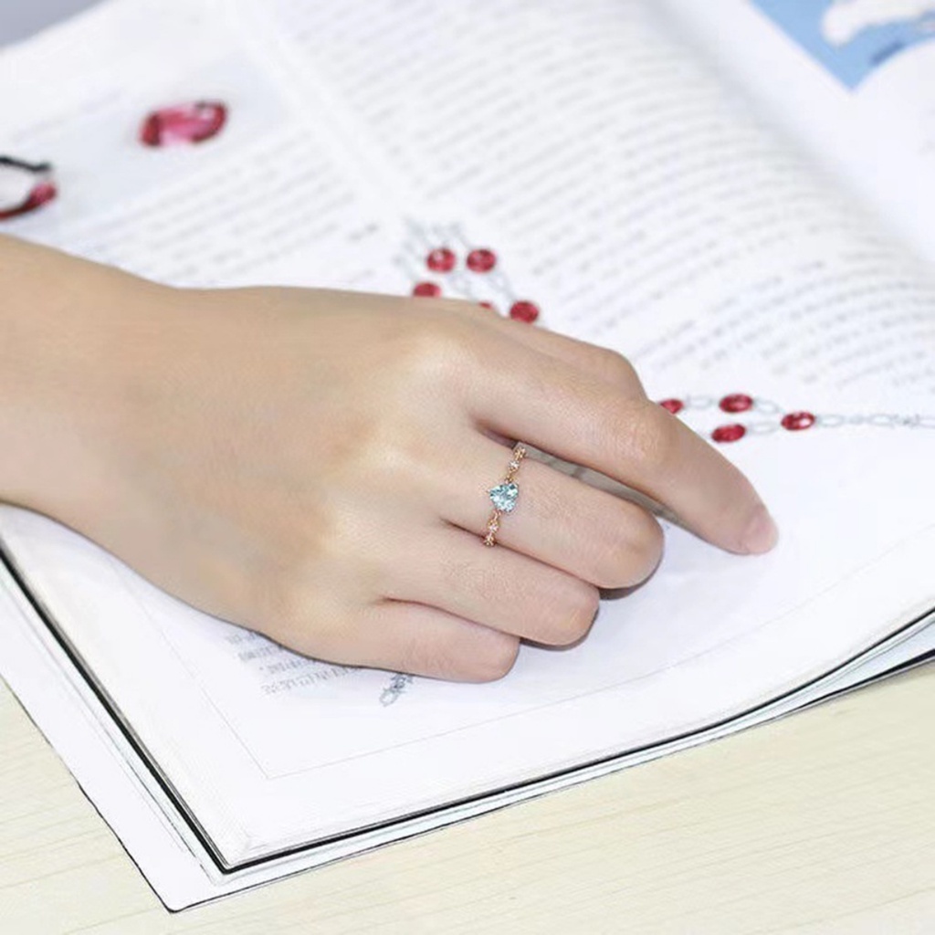 Korea Gaya Sederhana Elegan Bentuk Hati Aquamarine Zirkon Kristal Emas Baja Titanium Wanita Fashion Perhiasan Pertunangan Pernikahan Rings Adjustable Size