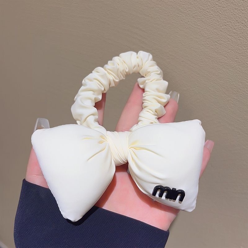 Pita rambut wanita korea  dengan kain abjad M barang import dengan harga grosir bahan berkualitas import harga grosir bisa cod