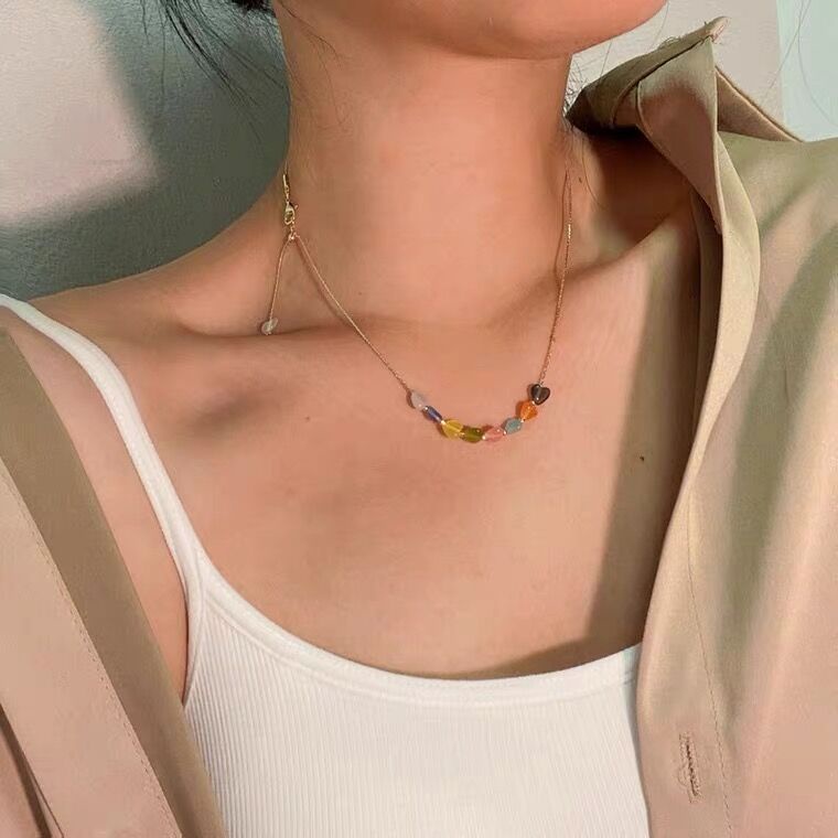 Gaya Baru Influencer Cinta Warna-Warni Liontin Kalung Perempuan Manis Gaya Girly Rok Rantai Klavikula Sederhana Trendi