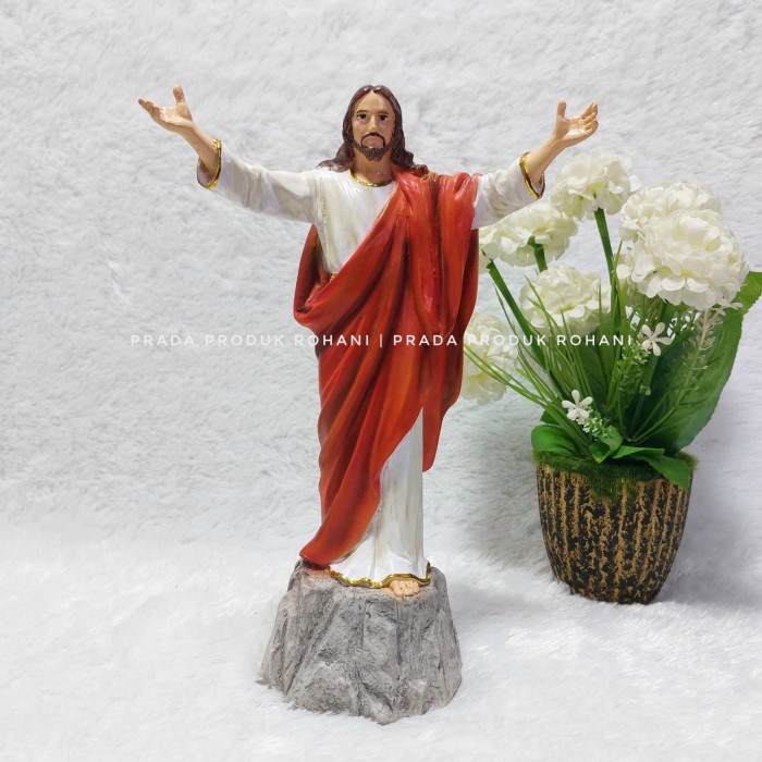 Patung Yesus Memberkati 26cm