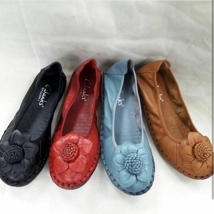 SEPATU WANITA CLARKS SUN FLOWER FLAT - Hitam, 36