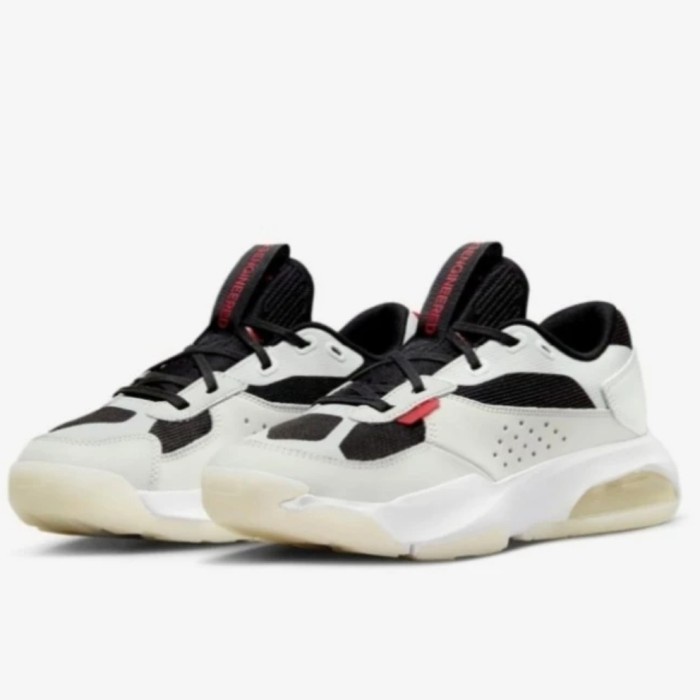 SEPATU AIR JORDAN NIKE BLACK WHITE 200E