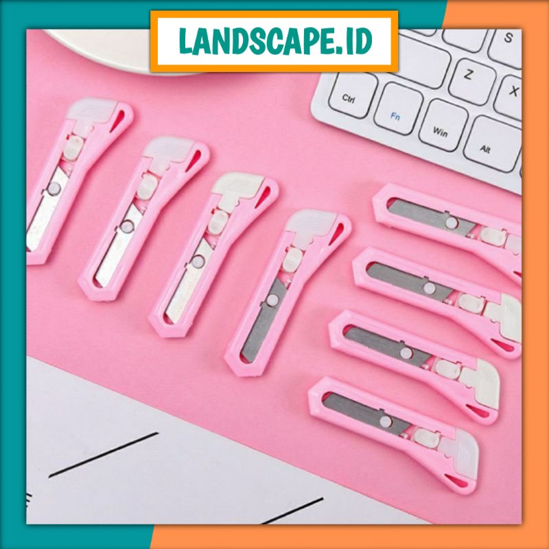 

LS Cutter Mini Pisau Pemotong Mini Lucu Cutter Kertas Ukuran Mini Cutter Bentuk Karakter Warna Pinkl untuk Unboxing