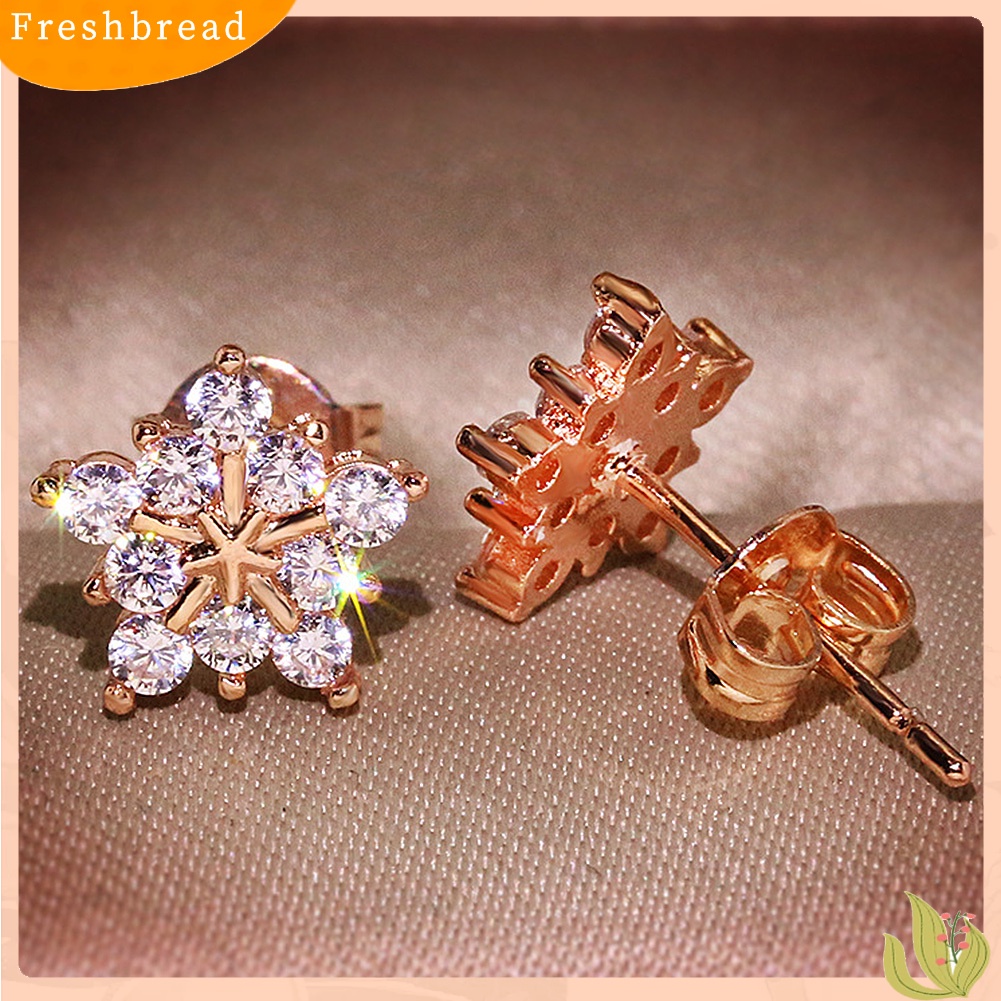 &lt; Freshbread &gt; Fashion Wanita Berlian Imitasi Penuh Bertatahkan Snowflake Ear Stud Earrings Perhiasan Hadiah