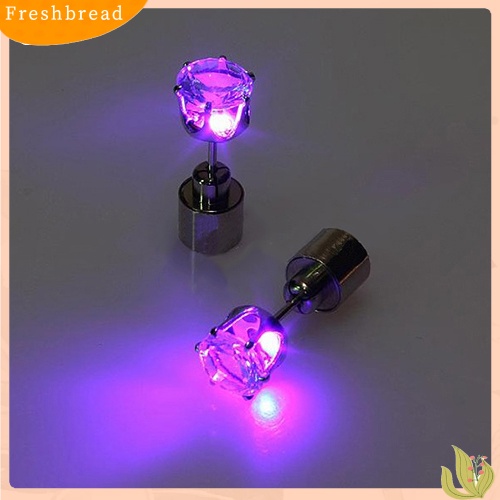 &lt; Freshbread &gt; Menyala Anting Berlian Imitasi LED Stud Dance Aksesoris Pesta Untuk Pesta/Xmas