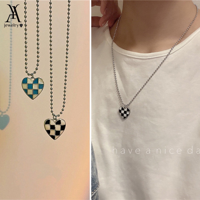 AY(CN) Kalung Rantai Choker Dengan Liontin Bentuk Hati Motif Kotak-Kotak Hitam Putih Biru Untuk Wanita