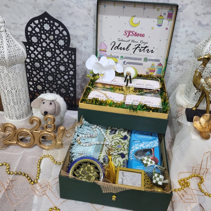 

Paket Dekorasi Lebaran Idul Fitri Hampers Parcel Hadiah Kue Kering 060