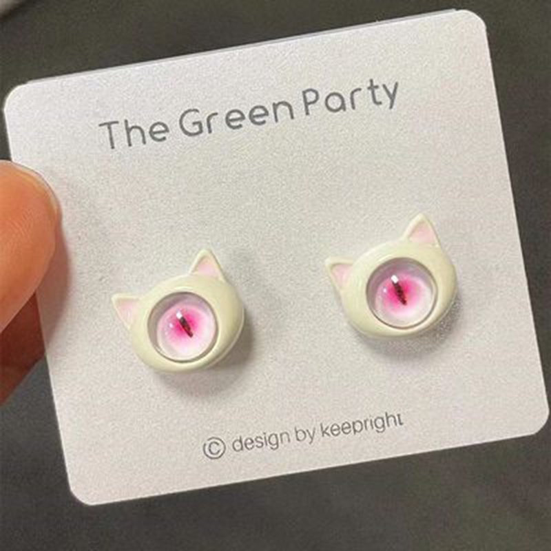 Anting Tusuk Mata Besar Kucing Bahan Alloy Fashion Untuk Wanita