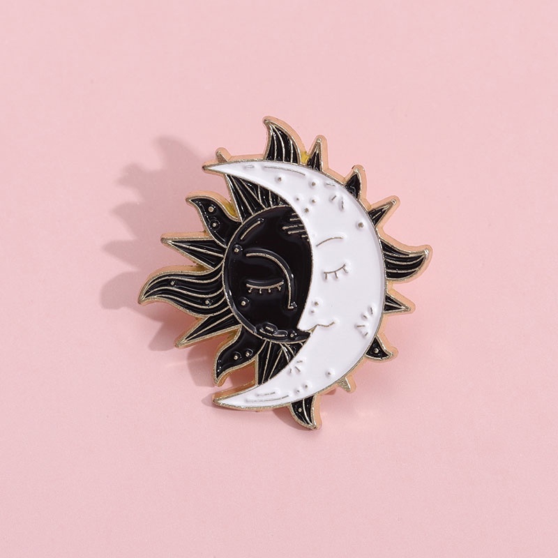 Gothic Hitam Matahari Dan Bulan Bros Punk Bros Lencana Kerah Pin Perhiasan Keren Enamel Lencana Hadiah Untuk Teman