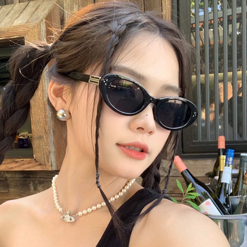 (YUZHU) Rempah Gadis Cat Eye Meter Studs Y2K Kacamata Hitam Untuk Wanita Korea Fashion Oval Vintage Kerai Sunglasses