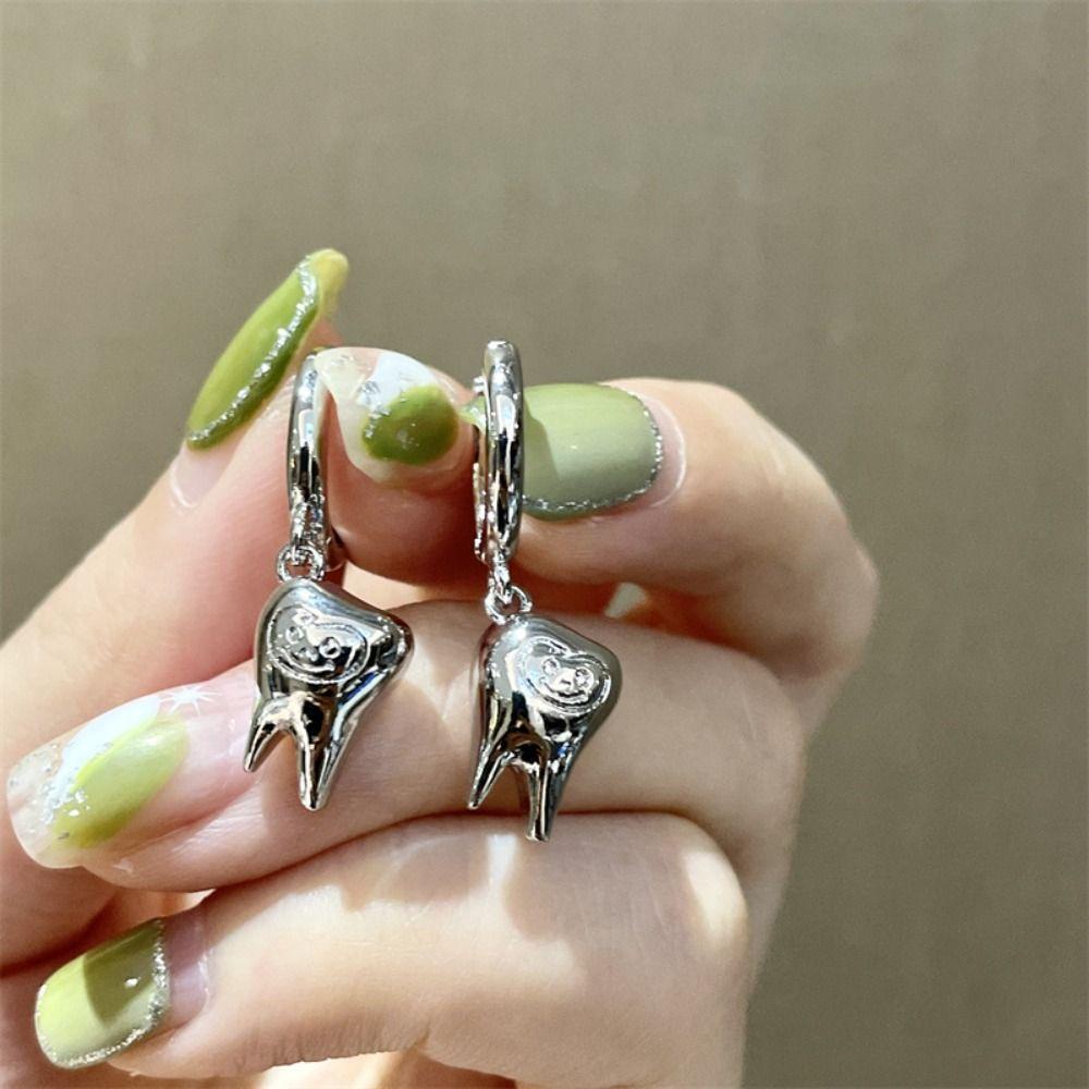 Mxbeauty Pentagram Bintang Pejantan Anting-Anting Segar Kepribadian Harian Hoop Earring Pesta Cinta Telinga Gesper Korea Anting Temperamen Peri Telinga Tulang Kuku