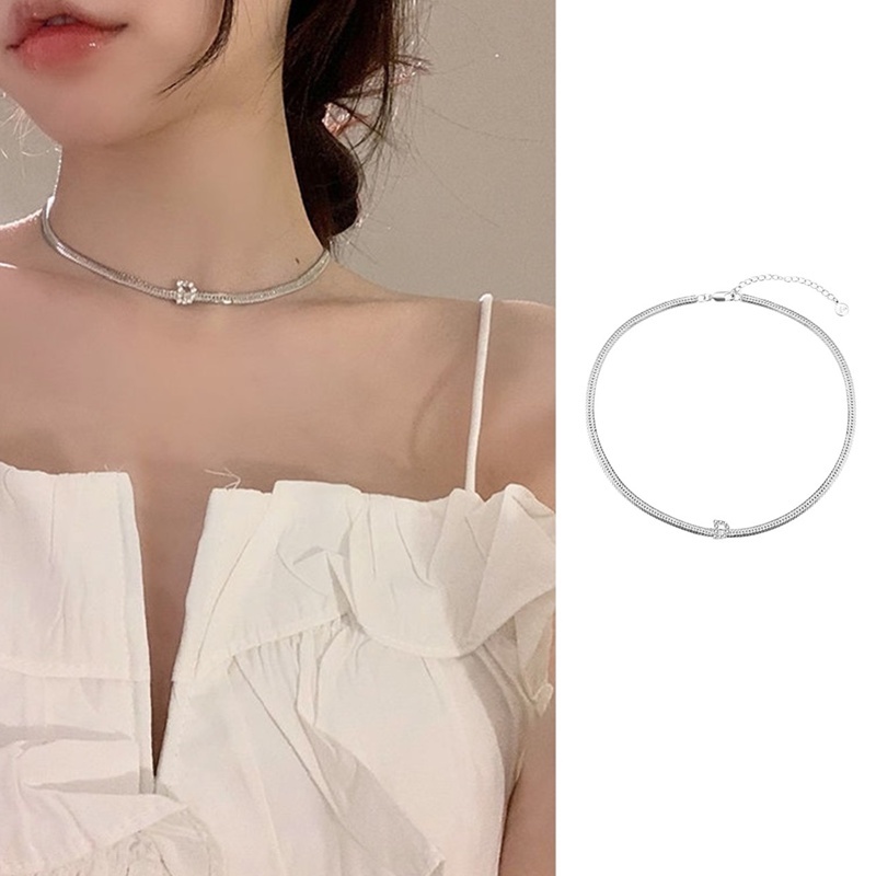 Miss Hera Cahaya Mewah Huruf D Kalung Perempuan Klavikula Rantai Niche Choker Necklace Kalung