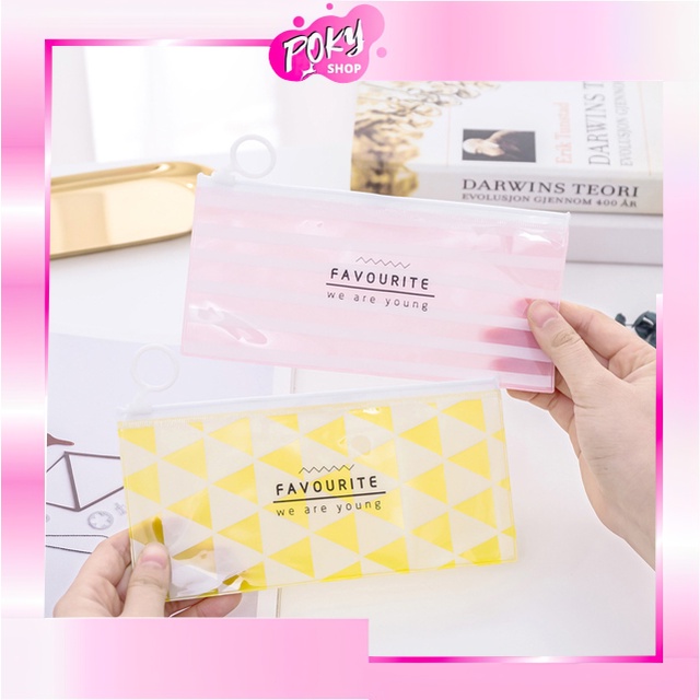 

POKY - S656 Zipper Bag / Zipper Bag Motif / Tempat Pensil Motif / Tempat Pensil Import / Tempat Pensil Zipper Transparan / Tempat Kosmetik Zip